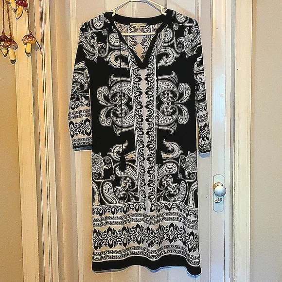 Haani Womens Petite Med. 3/4 sleeve black and white dress, EUC. 3 for $10 - Picture 1 of 4